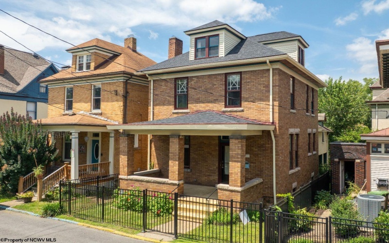 227 Hagans Street, Morgantown, West Virginia 26501, 3 Bedrooms Bedrooms, 6 Rooms Rooms,1 BathroomBathrooms,Single Family Detached,For Sale,Hagans,10160673