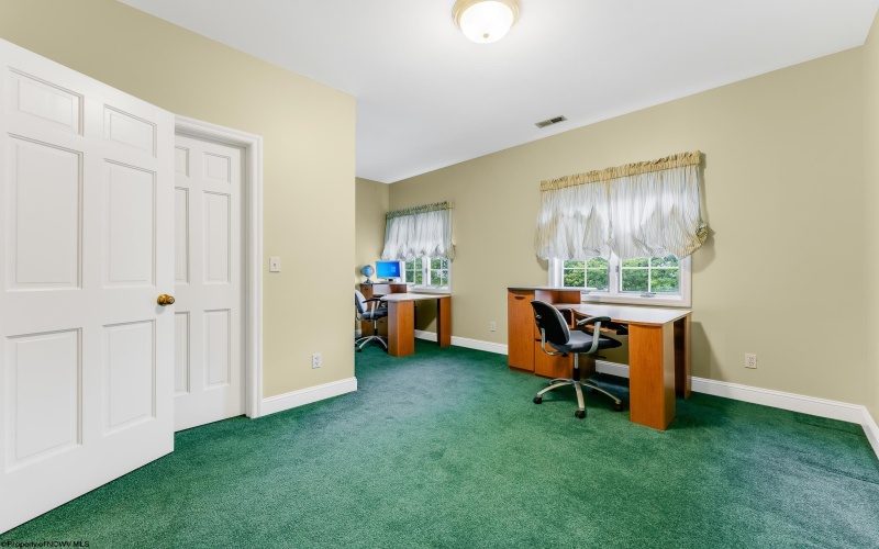 4212 Persimmon Woods Drive, Morgantown, West Virginia 26508, 5 Bedrooms Bedrooms, 12 Rooms Rooms,4 BathroomsBathrooms,Single Family Detached,For Sale,Persimmon Woods,10160672