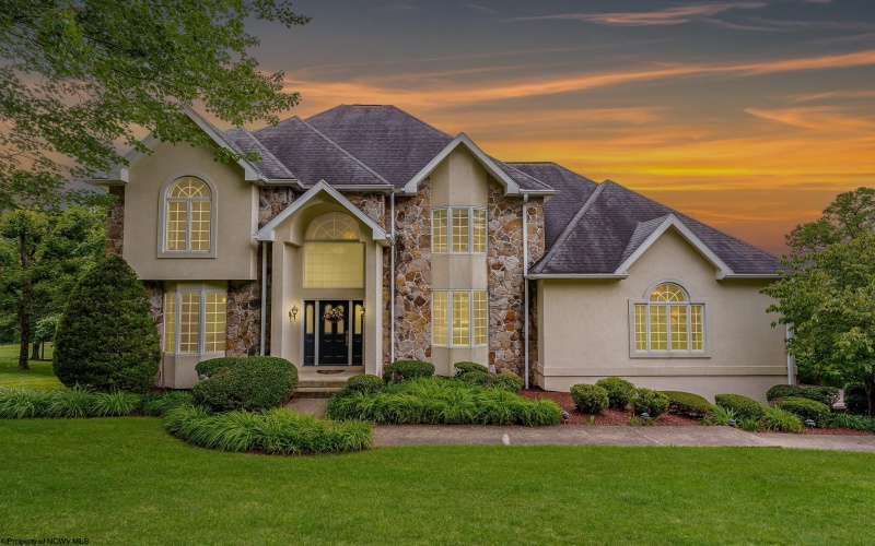 4212 Persimmon Woods Drive, Morgantown, West Virginia 26508, 5 Bedrooms Bedrooms, 12 Rooms Rooms,4 BathroomsBathrooms,Single Family Detached,For Sale,Persimmon Woods,10160672