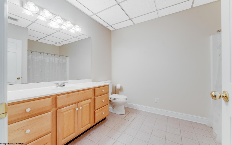 4212 Persimmon Woods Drive, Morgantown, West Virginia 26508, 5 Bedrooms Bedrooms, 12 Rooms Rooms,4 BathroomsBathrooms,Single Family Detached,For Sale,Persimmon Woods,10160672