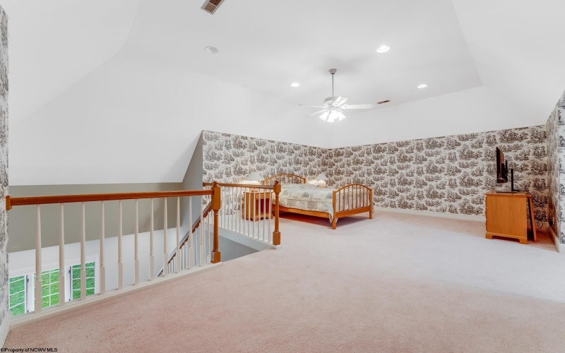 4212 Persimmon Woods Drive, Morgantown, West Virginia 26508, 5 Bedrooms Bedrooms, 12 Rooms Rooms,4 BathroomsBathrooms,Single Family Detached,For Sale,Persimmon Woods,10160672