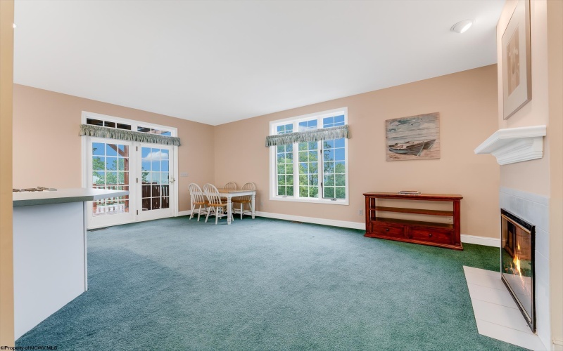 4212 Persimmon Woods Drive, Morgantown, West Virginia 26508, 5 Bedrooms Bedrooms, 12 Rooms Rooms,4 BathroomsBathrooms,Single Family Detached,For Sale,Persimmon Woods,10160672