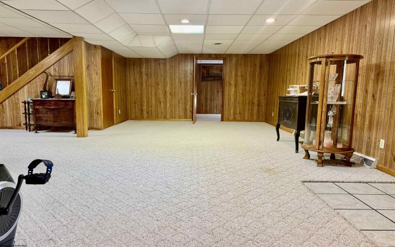 25 Lofty Lane, Montana Mines, West Virginia 26586, 4 Bedrooms Bedrooms, 9 Rooms Rooms,3 BathroomsBathrooms,Single Family Detached,For Sale,Lofty,10160669