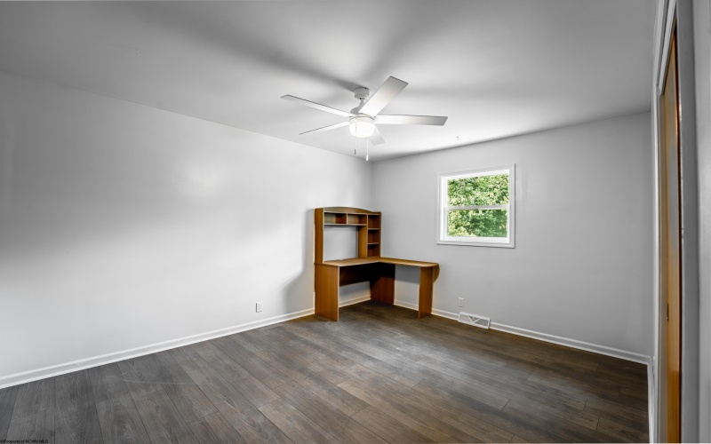 1248 Goshen Road, Morgantown, West Virginia 26508, 4 Bedrooms Bedrooms, 6 Rooms Rooms,2 BathroomsBathrooms,Single Family Detached,For Sale,Goshen,10160670