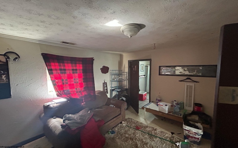 2308 9th Avenue, Huntington, West Virginia 25703, 2 Bedrooms Bedrooms, 5 Rooms Rooms,2 BathroomsBathrooms,Single Family Detached,For Sale,9th,10160675