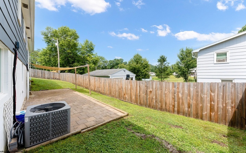 18 Ash Street, Lost Creek, West Virginia 26385, 4 Bedrooms Bedrooms, 6 Rooms Rooms,1 BathroomBathrooms,Single Family Detached,For Sale,Ash,10160676