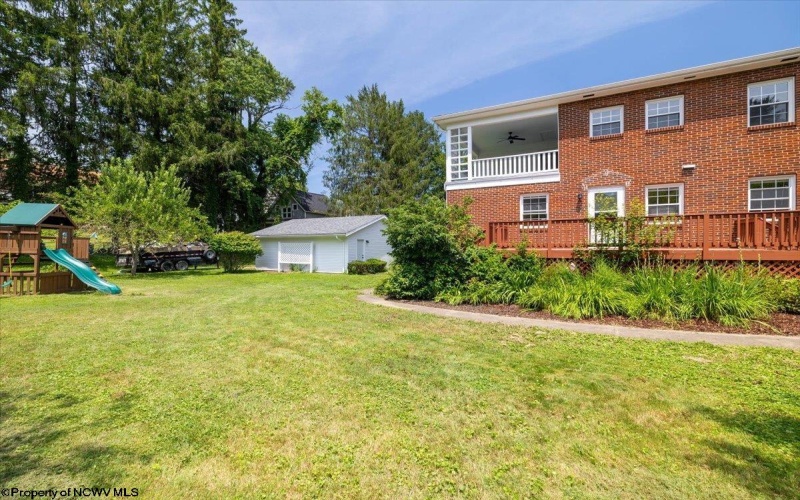 815 Walnut Avenue, Fairmont, West Virginia 26554, 4 Bedrooms Bedrooms, 9 Rooms Rooms,2 BathroomsBathrooms,Single Family Detached,For Sale,Walnut,10160677