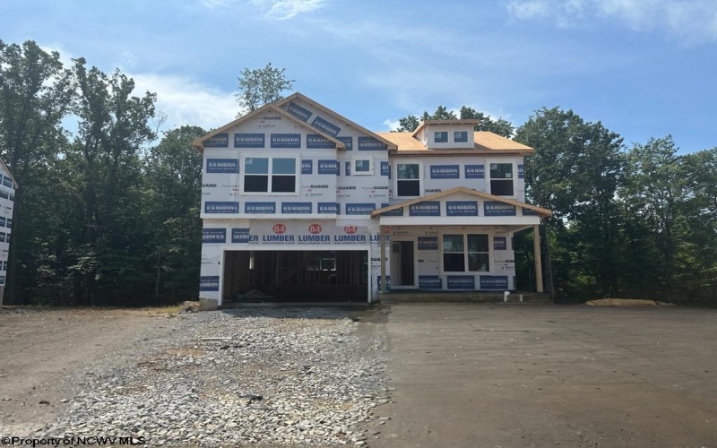 307 Dye Lane, Morgantown, West Virginia 26501, 4 Bedrooms Bedrooms, 8 Rooms Rooms,2 BathroomsBathrooms,Single Family Detached,For Sale,Dye,10160681