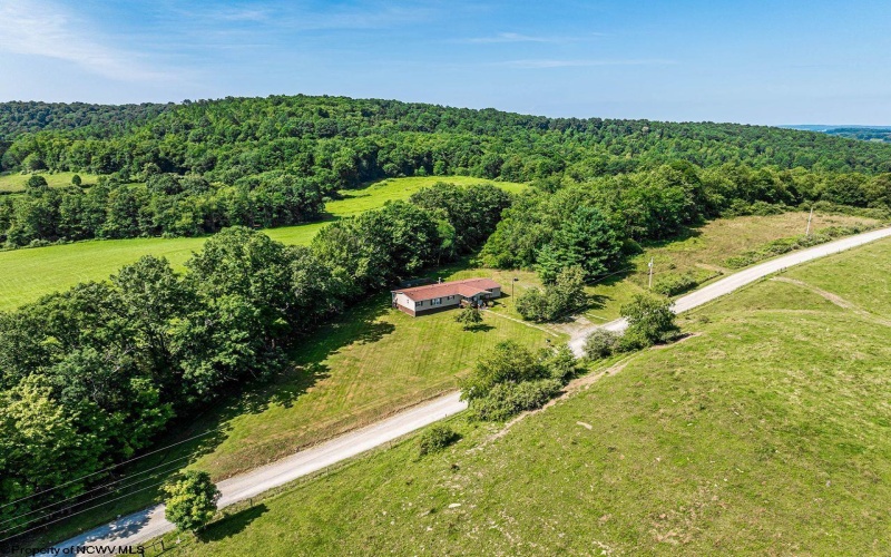 1698 Little Sandy Road, Bruceton Mills, West Virginia 26525, 3 Bedrooms Bedrooms, 6 Rooms Rooms,2 BathroomsBathrooms,Single Family Detached,For Sale,Little Sandy,10160682