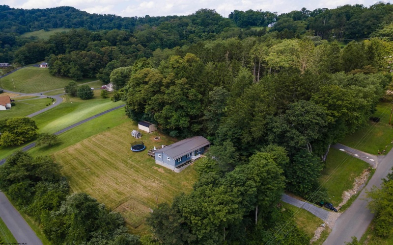 2105 Manuel Drive, Fairmont, West Virginia 26554-000, 3 Bedrooms Bedrooms, 5 Rooms Rooms,1 BathroomBathrooms,Single Family Detached,For Sale,Manuel,10160683