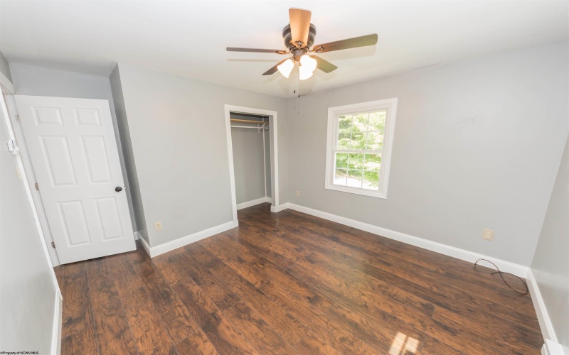 2105 Manuel Drive, Fairmont, West Virginia 26554-000, 3 Bedrooms Bedrooms, 5 Rooms Rooms,1 BathroomBathrooms,Single Family Detached,For Sale,Manuel,10160683