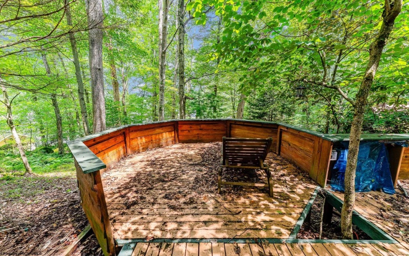 265 Paradise Circle, Morgantown, West Virginia 26508, 4 Bedrooms Bedrooms, 9 Rooms Rooms,2 BathroomsBathrooms,Single Family Detached,For Sale,Paradise,10160698