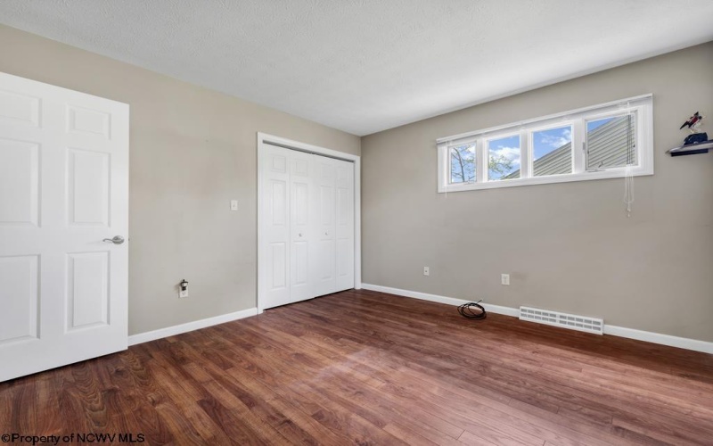 1028 Greystone Circle, Morgantown, West Virginia 26508, 2 Bedrooms Bedrooms, 5 Rooms Rooms,1 BathroomBathrooms,Single Family Attached,For Sale,Greystone,10160695