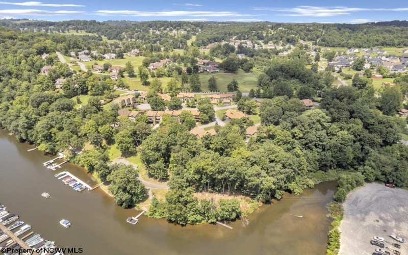 1028 Greystone Circle, Morgantown, West Virginia 26508, 2 Bedrooms Bedrooms, 5 Rooms Rooms,1 BathroomBathrooms,Single Family Attached,For Sale,Greystone,10160695