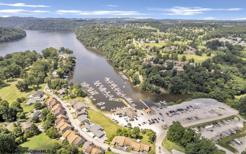 1028 Greystone Circle, Morgantown, West Virginia 26508, 2 Bedrooms Bedrooms, 5 Rooms Rooms,1 BathroomBathrooms,Single Family Attached,For Sale,Greystone,10160695