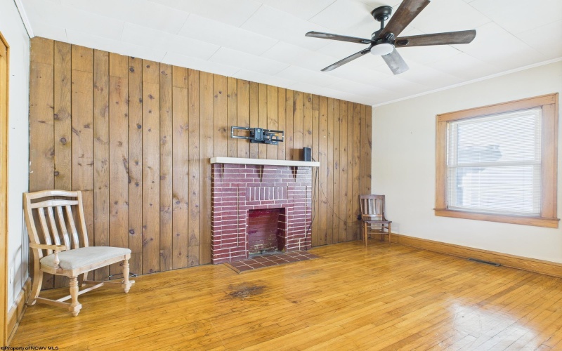 13 Green Street, Buckhannon, West Virginia 26201, 4 Bedrooms Bedrooms, 8 Rooms Rooms,2 BathroomsBathrooms,Single Family Detached,For Sale,Green,10160701