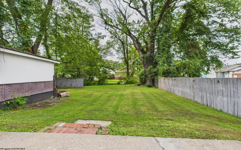 13 Green Street, Buckhannon, West Virginia 26201, 4 Bedrooms Bedrooms, 8 Rooms Rooms,2 BathroomsBathrooms,Single Family Detached,For Sale,Green,10160701