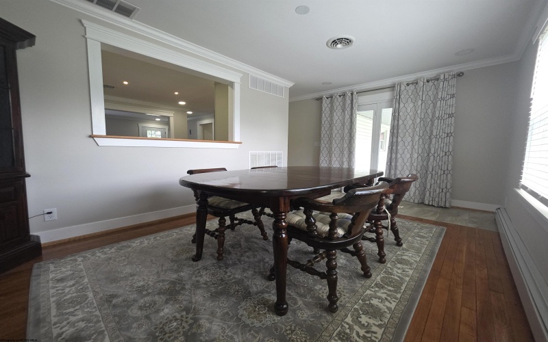 102 Seemont Drive, Kingwood, West Virginia 26537, 2 Bedrooms Bedrooms, 6 Rooms Rooms,1 BathroomBathrooms,Single Family Detached,For Sale,Seemont,10160722