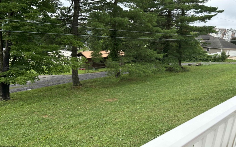 118 Park Place Drive, Morgantown, West Virginia 26508, 2 Bedrooms Bedrooms, 5 Rooms Rooms,2 BathroomsBathrooms,Single Family Attached,For Sale,Park Place,10160711
