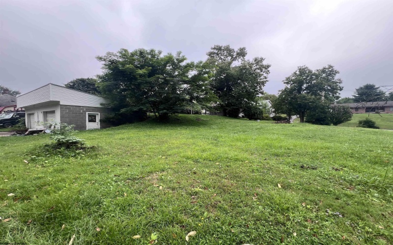 119 Heavner Avenue, Elkins, West Virginia 26241, 4 Bedrooms Bedrooms, 10 Rooms Rooms,1 BathroomBathrooms,Single Family Detached,For Sale,Heavner,10160709