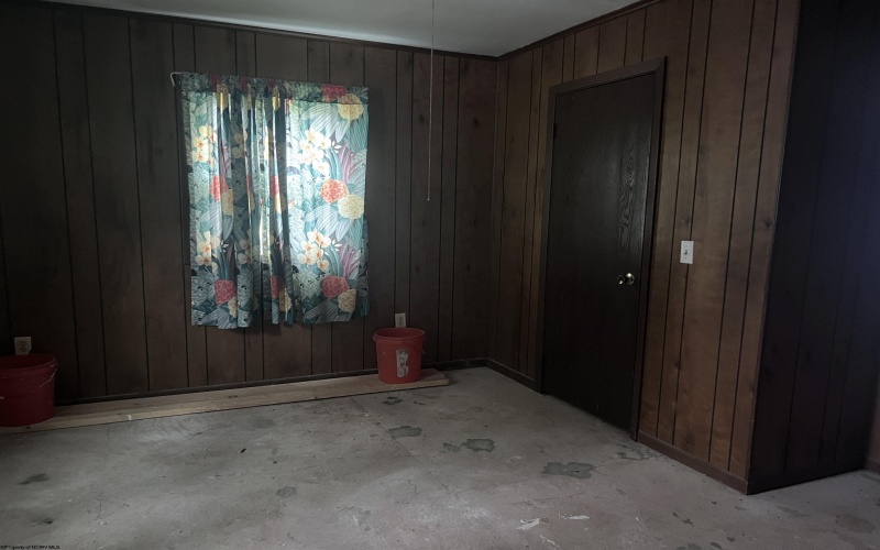 119 Heavner Avenue, Elkins, West Virginia 26241, 4 Bedrooms Bedrooms, 10 Rooms Rooms,1 BathroomBathrooms,Single Family Detached,For Sale,Heavner,10160709