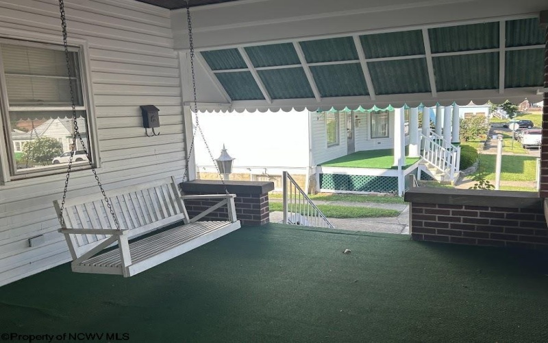 302 Adams Street, Mannington, West Virginia 26582, 2 Bedrooms Bedrooms, 5 Rooms Rooms,1 BathroomBathrooms,Single Family Detached,For Sale,Adams,10160704