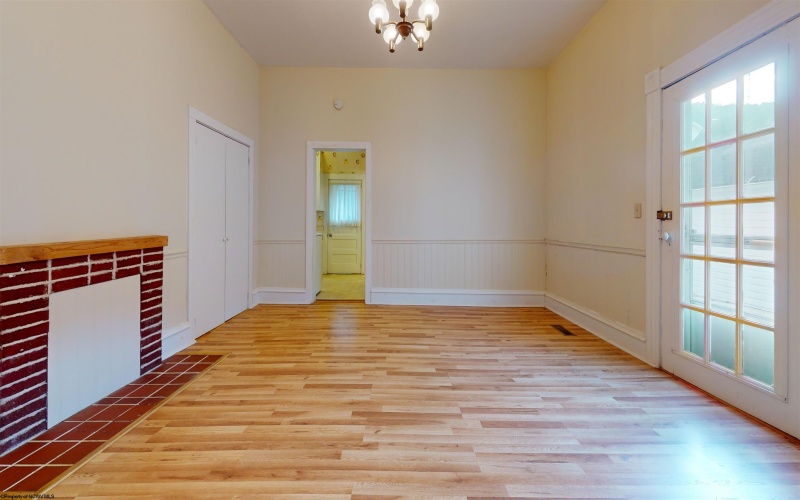 302 Adams Street, Mannington, West Virginia 26582, 2 Bedrooms Bedrooms, 5 Rooms Rooms,1 BathroomBathrooms,Single Family Detached,For Sale,Adams,10160704