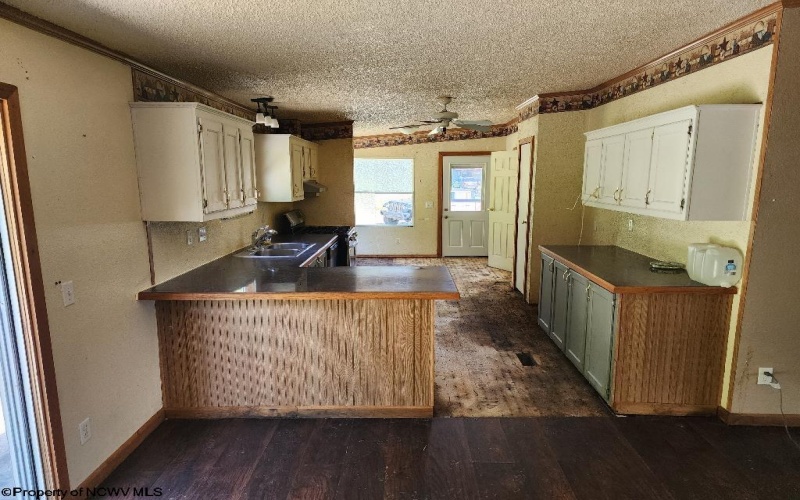 801 Stringtown Road, Belington, West Virginia 26250-9999, 3 Bedrooms Bedrooms, 6 Rooms Rooms,2 BathroomsBathrooms,Single Family Detached,For Sale,Stringtown,10160741