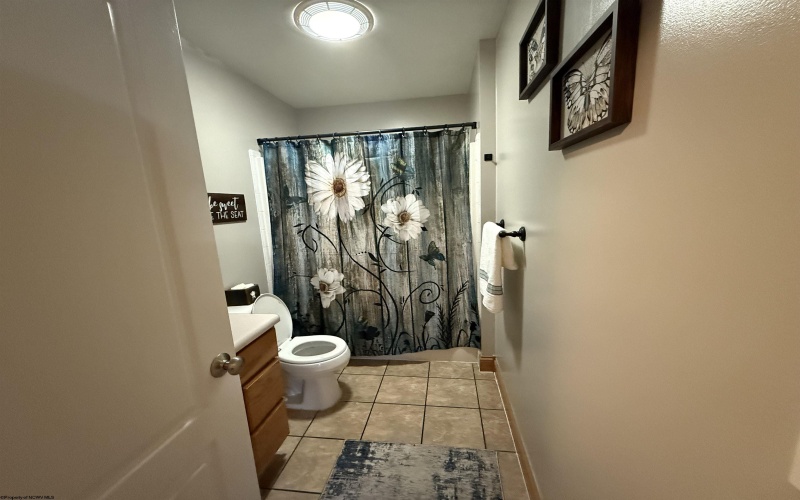 92 Tymber Creek Drive, Clarksburg, West Virginia 26301, 3 Bedrooms Bedrooms, 9 Rooms Rooms,2 BathroomsBathrooms,Single Family Detached,For Sale,Tymber Creek,10160740