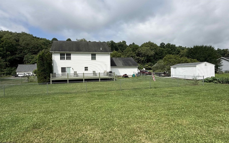 92 Tymber Creek Drive, Clarksburg, West Virginia 26301, 3 Bedrooms Bedrooms, 9 Rooms Rooms,2 BathroomsBathrooms,Single Family Detached,For Sale,Tymber Creek,10160740