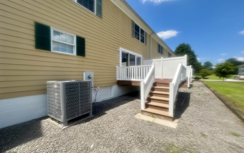 105 Mimosa Lane, Morgantown, West Virginia 26508, 3 Bedrooms Bedrooms, 5 Rooms Rooms,4 BathroomsBathrooms,Residential Rentals,For Rent,Mimosa,10160737