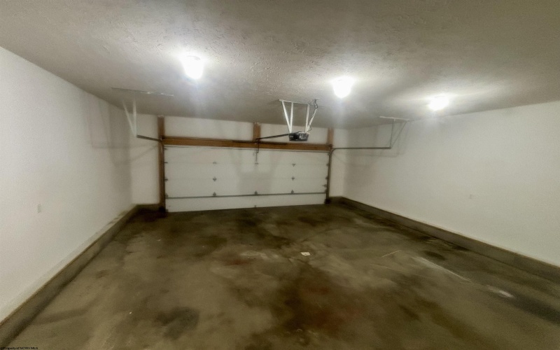 105 Mimosa Lane, Morgantown, West Virginia 26508, 3 Bedrooms Bedrooms, 5 Rooms Rooms,4 BathroomsBathrooms,Residential Rentals,For Rent,Mimosa,10160737