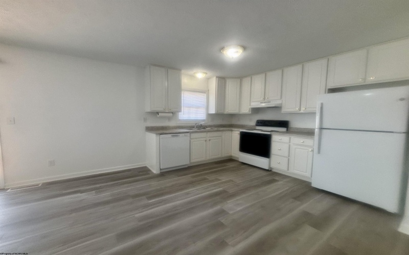 105 Mimosa Lane, Morgantown, West Virginia 26508, 3 Bedrooms Bedrooms, 5 Rooms Rooms,4 BathroomsBathrooms,Residential Rentals,For Rent,Mimosa,10160737