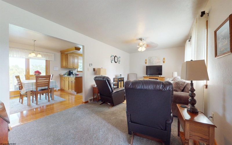 18 Nixon School Road, Fairmont, West Virginia 26554, 4 Bedrooms Bedrooms, 8 Rooms Rooms,1 BathroomBathrooms,Single Family Detached,For Sale,Nixon School,10160739