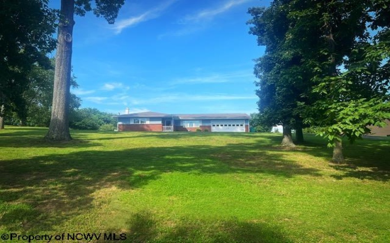 18 Nixon School Road, Fairmont, West Virginia 26554, 4 Bedrooms Bedrooms, 8 Rooms Rooms,1 BathroomBathrooms,Single Family Detached,For Sale,Nixon School,10160739