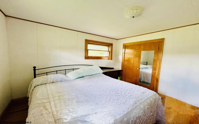 370 Smoot School Road, Smoot, West Virginia 24977, 3 Bedrooms Bedrooms, 6 Rooms Rooms,2 BathroomsBathrooms,Single Family Detached,For Sale,Smoot School,10160735