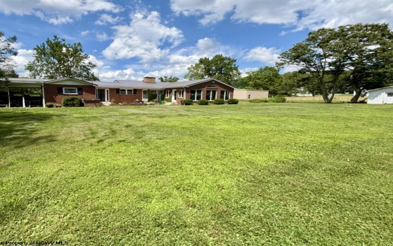 370 Smoot School Road, Smoot, West Virginia 24977, 3 Bedrooms Bedrooms, 6 Rooms Rooms,2 BathroomsBathrooms,Single Family Detached,For Sale,Smoot School,10160735