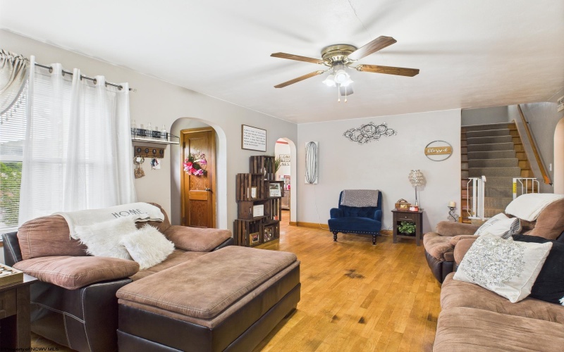542 Brushy Fork Road, Bridgeport, West Virginia 26330, 3 Bedrooms Bedrooms, 8 Rooms Rooms,2 BathroomsBathrooms,Single Family Detached,For Sale,Brushy Fork,10160736