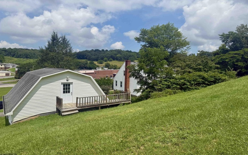 542 Brushy Fork Road, Bridgeport, West Virginia 26330, 3 Bedrooms Bedrooms, 8 Rooms Rooms,2 BathroomsBathrooms,Single Family Detached,For Sale,Brushy Fork,10160736