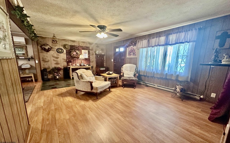 4098 Audra Park Road, Belington, West Virginia 26250, 3 Bedrooms Bedrooms, 6 Rooms Rooms,1 BathroomBathrooms,Single Family Detached,For Sale,Audra Park,10160743
