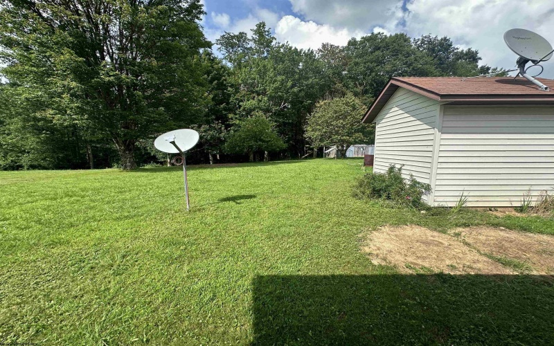 4098 Audra Park Road, Belington, West Virginia 26250, 3 Bedrooms Bedrooms, 6 Rooms Rooms,1 BathroomBathrooms,Single Family Detached,For Sale,Audra Park,10160743