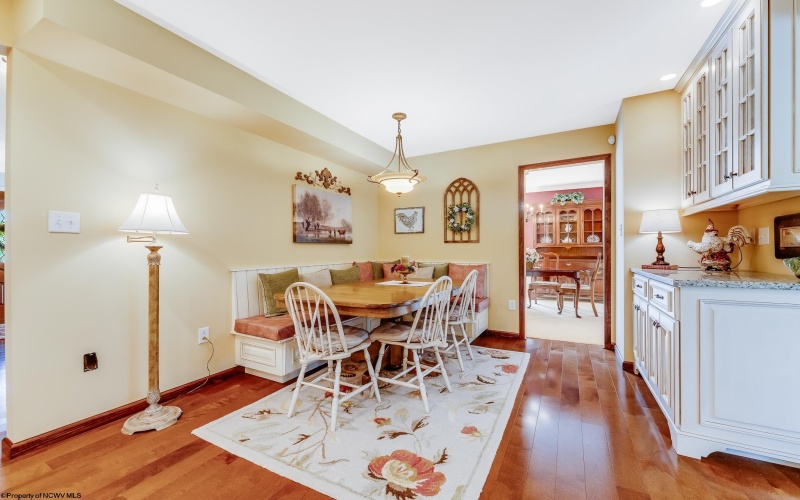14 Greentree Drive, Morgantown, West Virginia 26508, 5 Bedrooms Bedrooms, 9 Rooms Rooms,2 BathroomsBathrooms,Single Family Detached,For Sale,Greentree,10160760