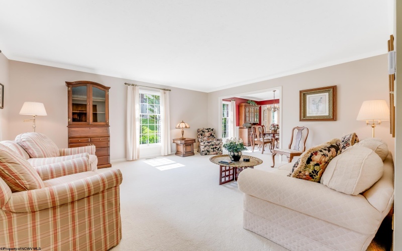 14 Greentree Drive, Morgantown, West Virginia 26508, 5 Bedrooms Bedrooms, 9 Rooms Rooms,2 BathroomsBathrooms,Single Family Detached,For Sale,Greentree,10160760