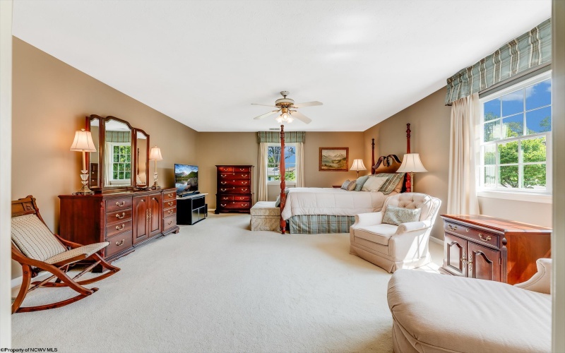 14 Greentree Drive, Morgantown, West Virginia 26508, 5 Bedrooms Bedrooms, 9 Rooms Rooms,2 BathroomsBathrooms,Single Family Detached,For Sale,Greentree,10160760