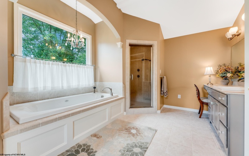 14 Greentree Drive, Morgantown, West Virginia 26508, 5 Bedrooms Bedrooms, 9 Rooms Rooms,2 BathroomsBathrooms,Single Family Detached,For Sale,Greentree,10160760