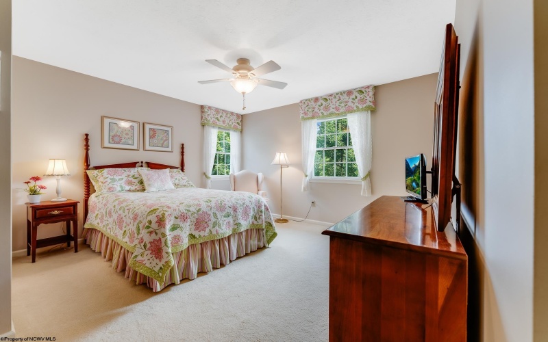 14 Greentree Drive, Morgantown, West Virginia 26508, 5 Bedrooms Bedrooms, 9 Rooms Rooms,2 BathroomsBathrooms,Single Family Detached,For Sale,Greentree,10160760