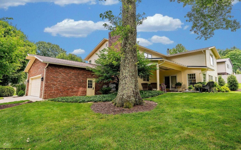 14 Greentree Drive, Morgantown, West Virginia 26508, 5 Bedrooms Bedrooms, 9 Rooms Rooms,2 BathroomsBathrooms,Single Family Detached,For Sale,Greentree,10160760