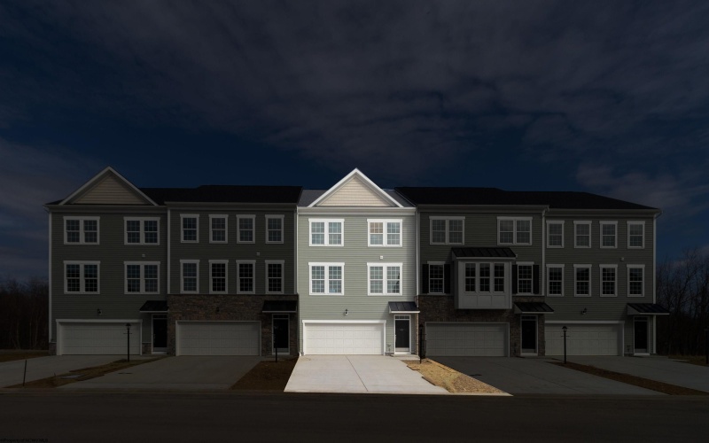 41 Dover Court, Bridgeport, West Virginia 26330, 3 Bedrooms Bedrooms, 7 Rooms Rooms,4 BathroomsBathrooms,Residential Rentals,For Rent,Dover,10160747
