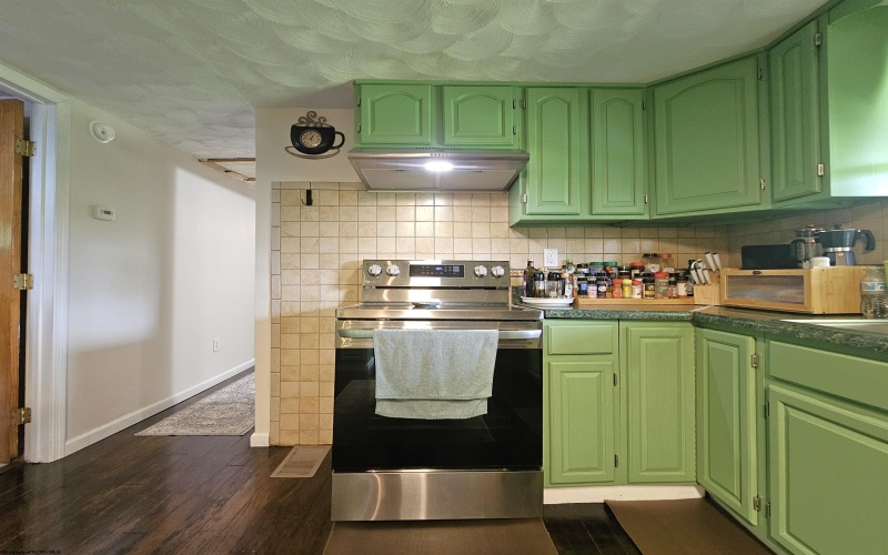 216 Everson Road, Fairmont, West Virginia 26554, 3 Bedrooms Bedrooms, 6 Rooms Rooms,2 BathroomsBathrooms,Single Family Detached,For Sale,Everson,10160759