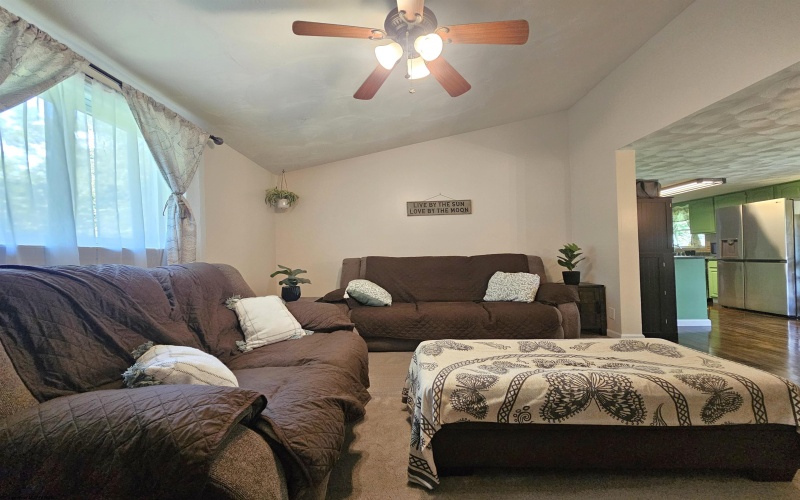 216 Everson Road, Fairmont, West Virginia 26554, 3 Bedrooms Bedrooms, 6 Rooms Rooms,2 BathroomsBathrooms,Single Family Detached,For Sale,Everson,10160759
